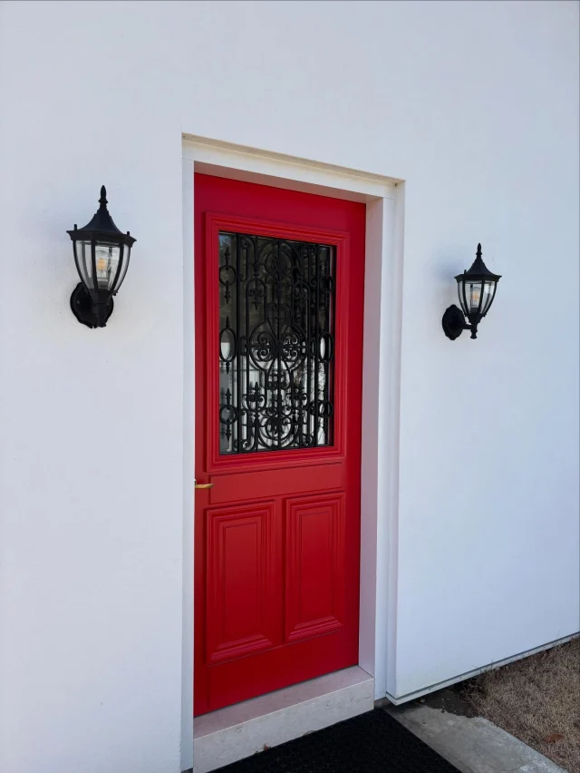 .
【バラのシーズン】

現在6月のご予約まで承っております♪
中旬以降の週末のご予約はお急ぎください✨

______________________________

LUXURY HOLIDAY
WITH DOGS

-愛犬と過ごす贅沢な休日-

🐕🐕🐕

アルマガーデンドッグスは
八ヶ岳にひっそりと佇む

コテージとログハウスの全2棟で、それぞれ1日1組限定

代官山、渋谷のレストランで修業したオーナーシェフがフレンチのコースをご提供
わんちゃんもご一緒に

-日常を忘れて愛犬との贅沢な時間をお過ごしください-

🐕🍽️🏡 @arumagardendogs

＝＝＝＝＝＝＝＝＝＝＝＝＝＝＝＝

【ご予約はこちらから✍️】

💻▽オフィシャルサイト予約フォーム
プロフィールにリンクしているホームページからどうぞ🏷️

【お問い合わせなどはお気軽に🐕】

📞0551-45-7679

＝＝＝＝＝＝＝＝＝＝＝＝＝＝＝＝

ARUMA GARDEN DOGS
-アルマガーデンドッグス-

【住所】
📍山梨県北杜市大泉町西井出8240-6520

【電話番号】
📞0551-45-7679

______________________________

#アルマガーデンドッグス #ペットと泊まれる宿 #愛犬と泊まれる宿 
#ワンコとお出かけ #わんことお出かけ 
天然芝 専用ドッグラン ドッグラン完備 プライベートドッグラン
1日1組 プライベートコテージ  ラグジュアリーホテル ログハウス コテージ ホテル 
アフタヌーンティー 北杜市ランチ オーベルジュ
フランス料理 八ヶ岳フレンチレストラン オーベルジュ 北杜市フレンチ
ガーデン バラ好きな人と繋がりたい
八ヶ岳 北杜市 山梨県